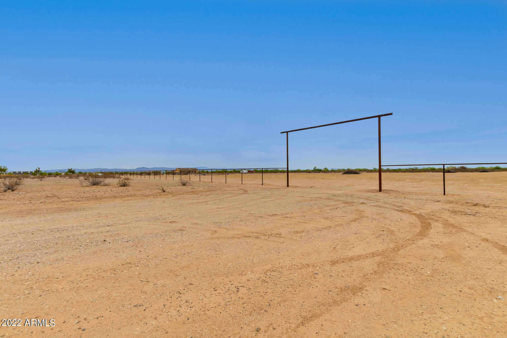 24130 W DIXILETA Drive -