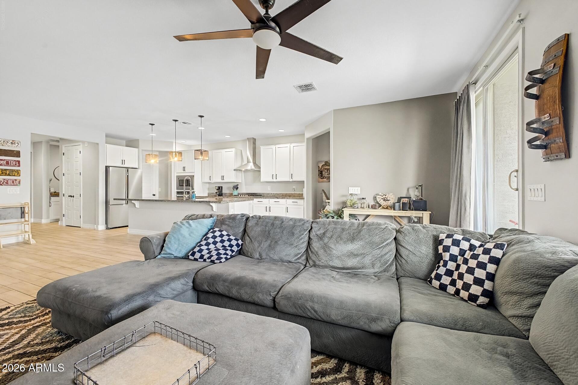 34039 N CASEY Lane