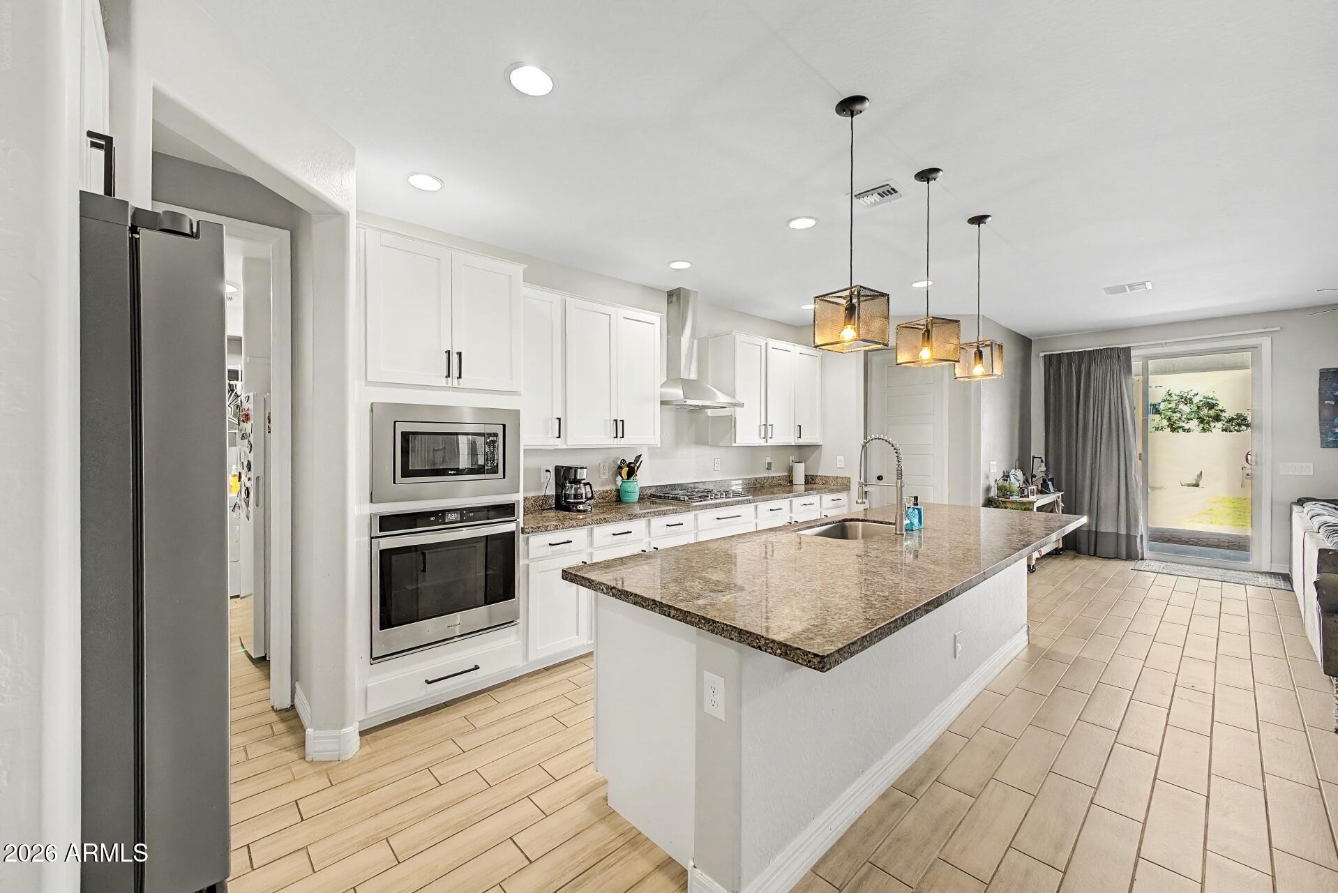 34039 N CASEY Lane