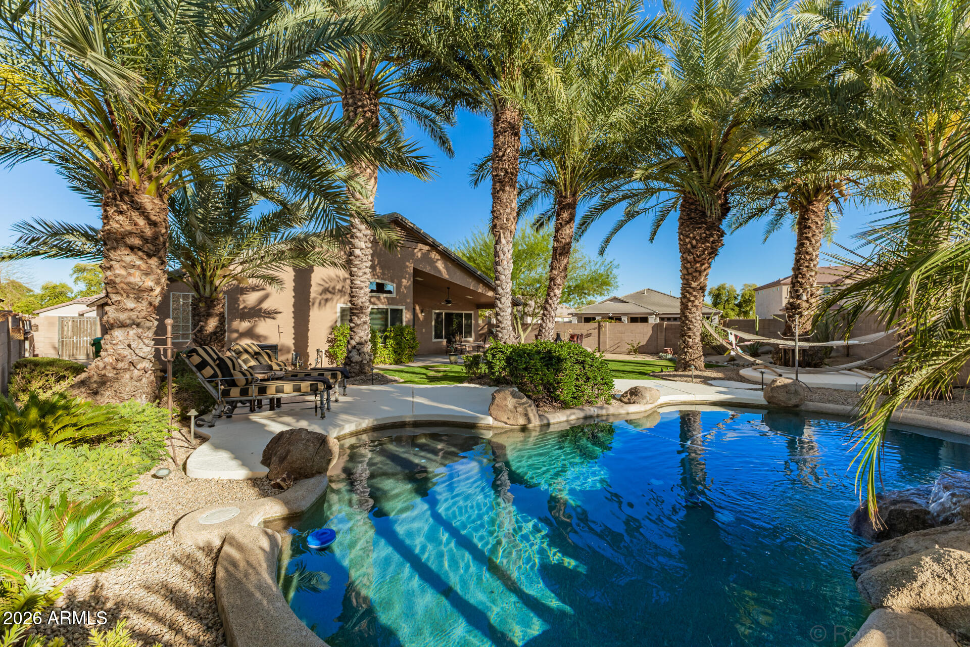 5508 N RATTLER Way