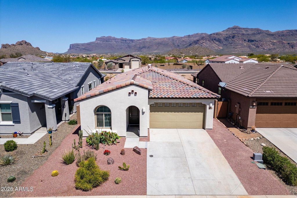 Photo of 12538 E Pivot Peak, Gold Canyon, AZ 85118 (MLS # 6927085)