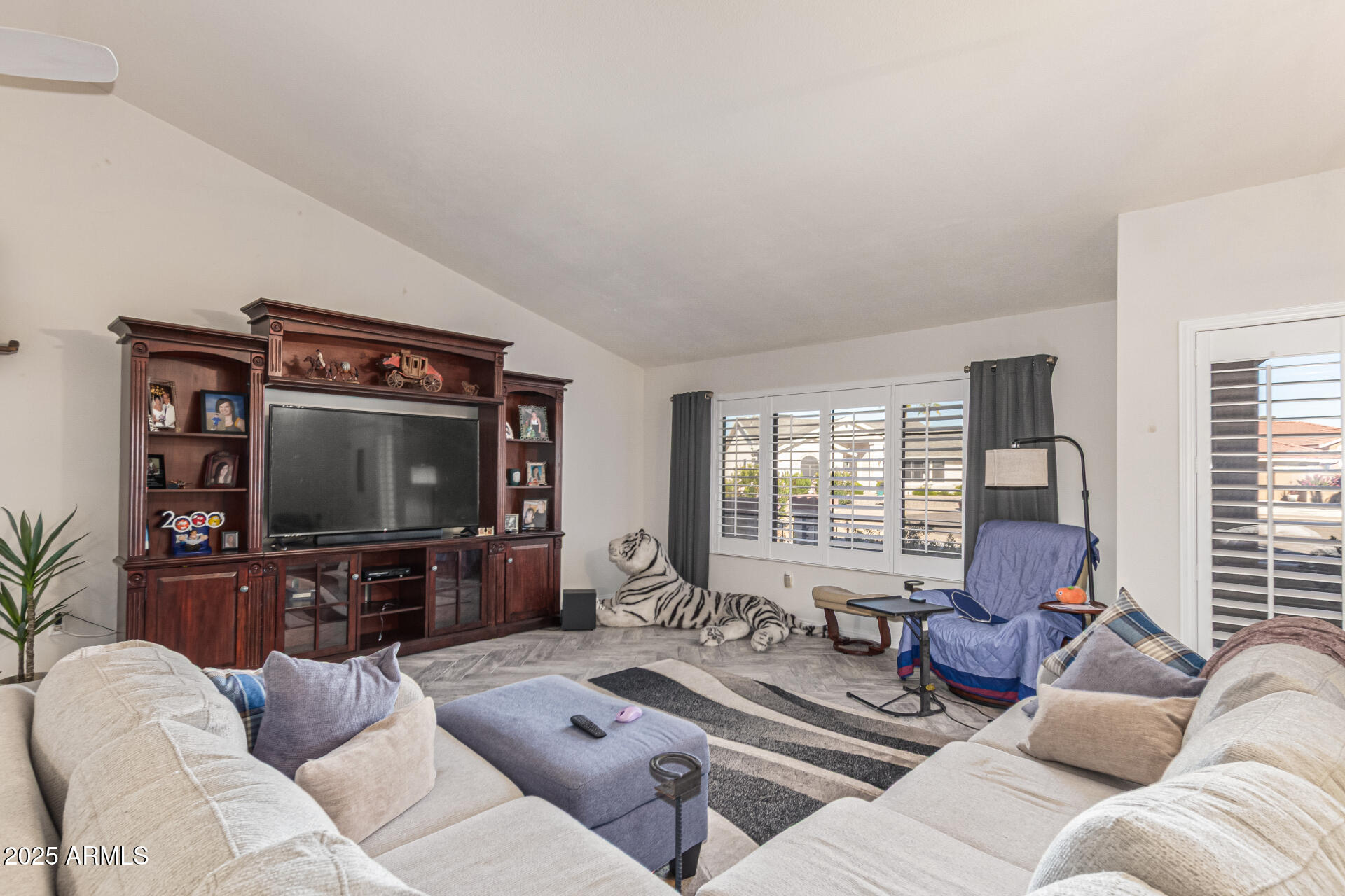 14423 W DESERT GLEN Drive