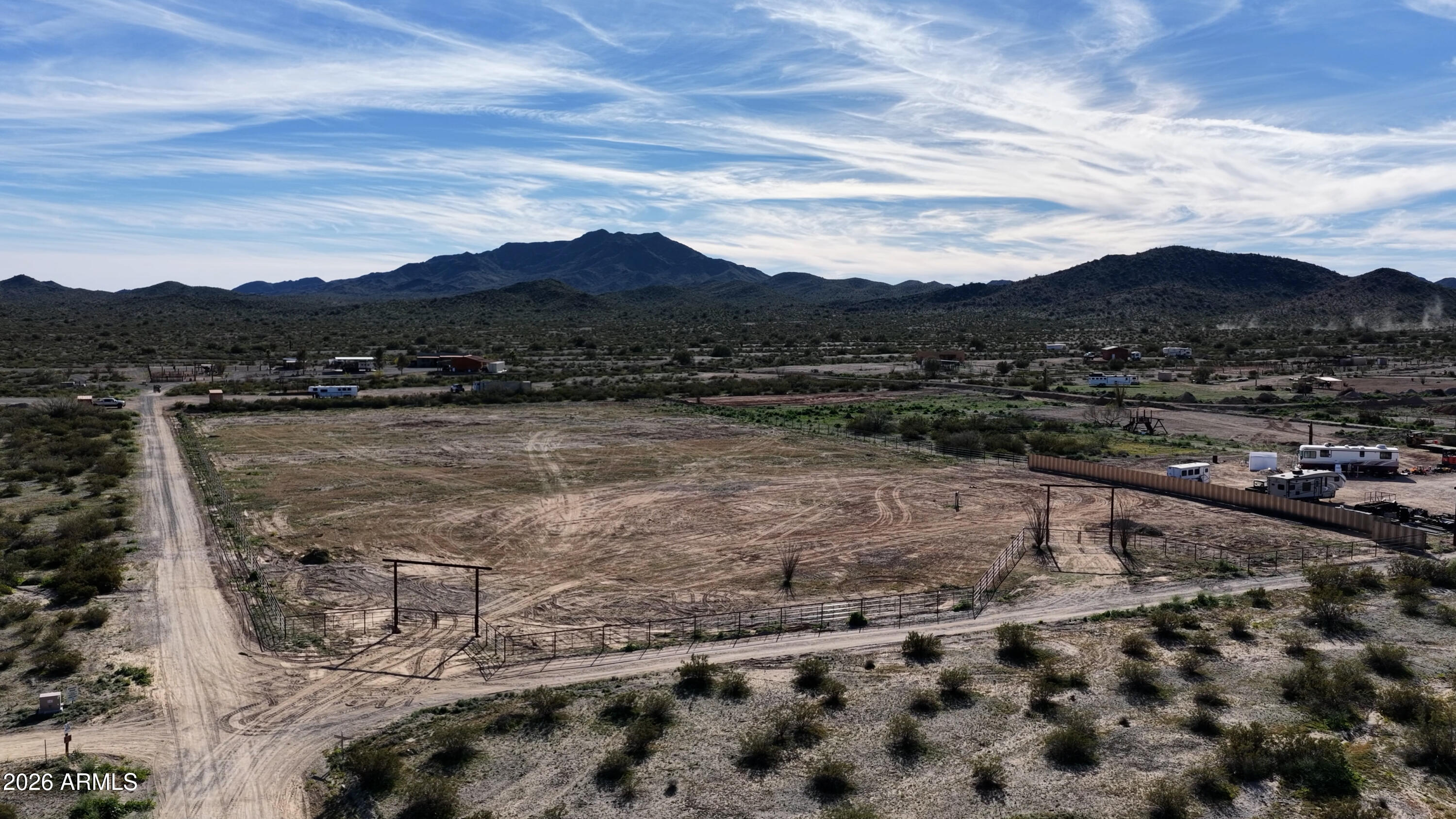 42728 N Patriot Way -