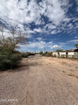 207 N TREKELL RD, CASA GRANDE, AZ 85122 - Image 3aced72b215fcc378eb357b82eaf2221/3471619978