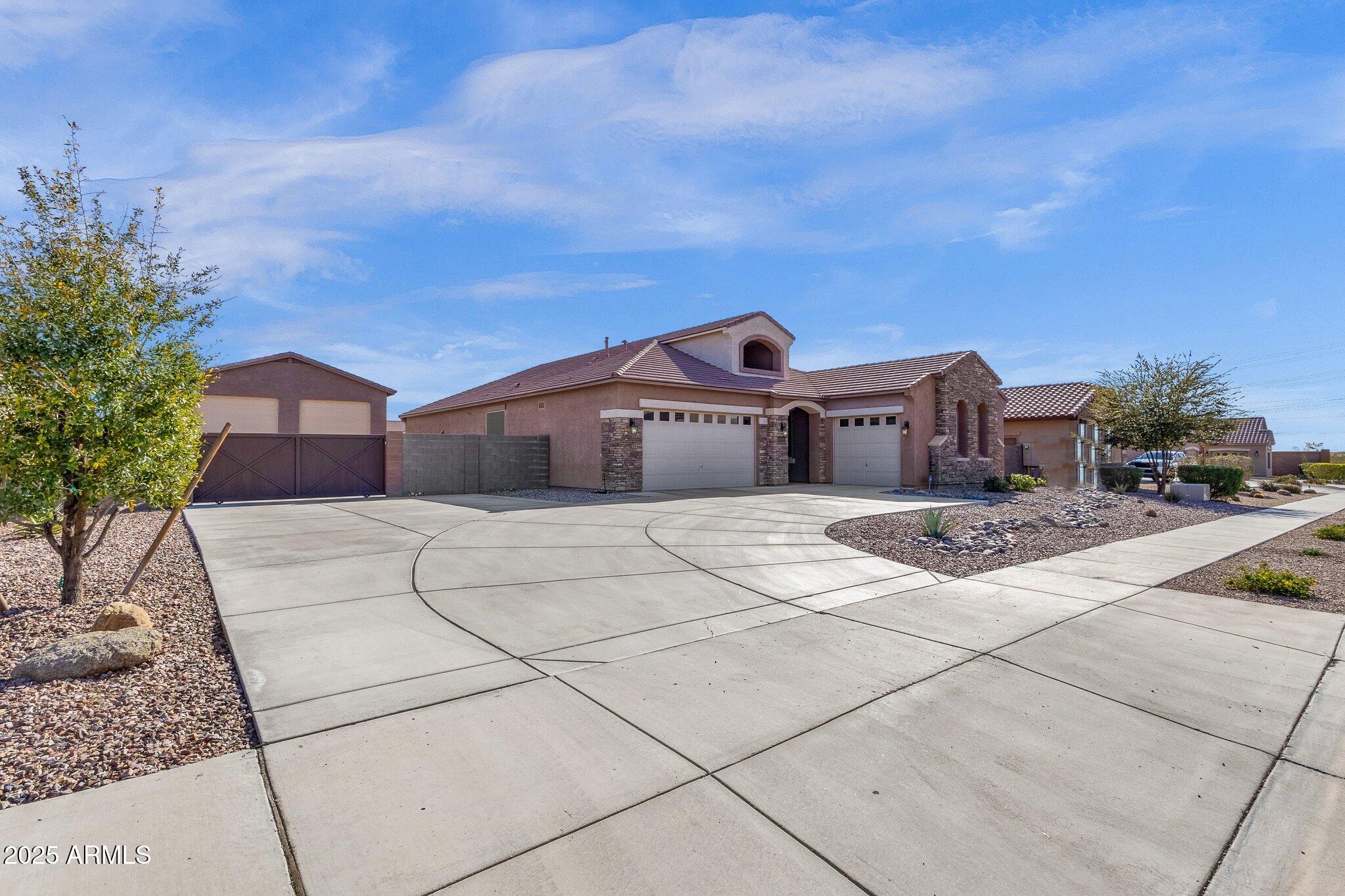 10589 W CAMINO DE ORO --