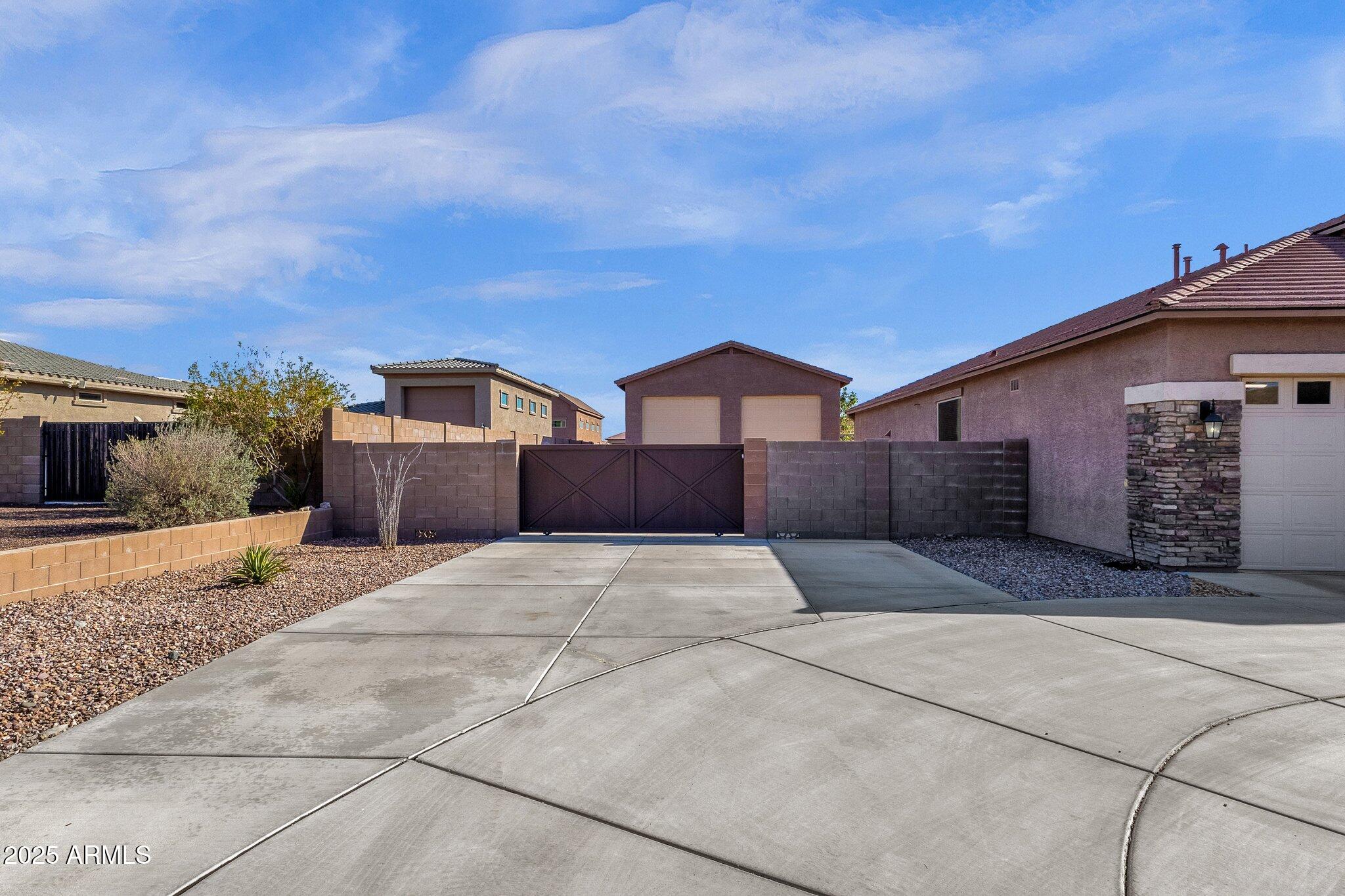10589 W CAMINO DE ORO --
