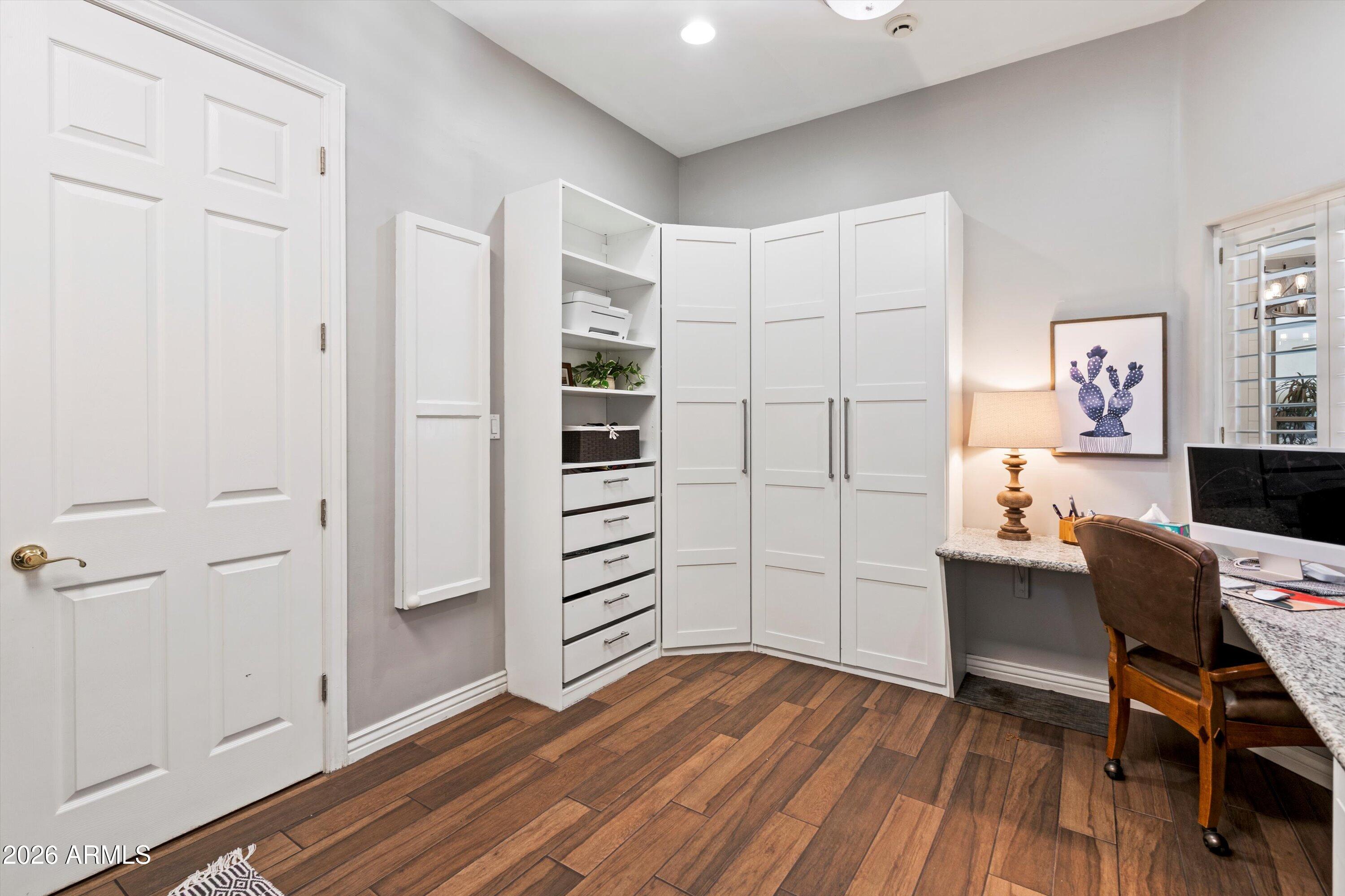 SOMERSET ESTATES - Residential