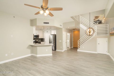 Photo of 16 W Encanto Boulevard #22, Phoenix, AZ 85003 (MLS # 6852007)