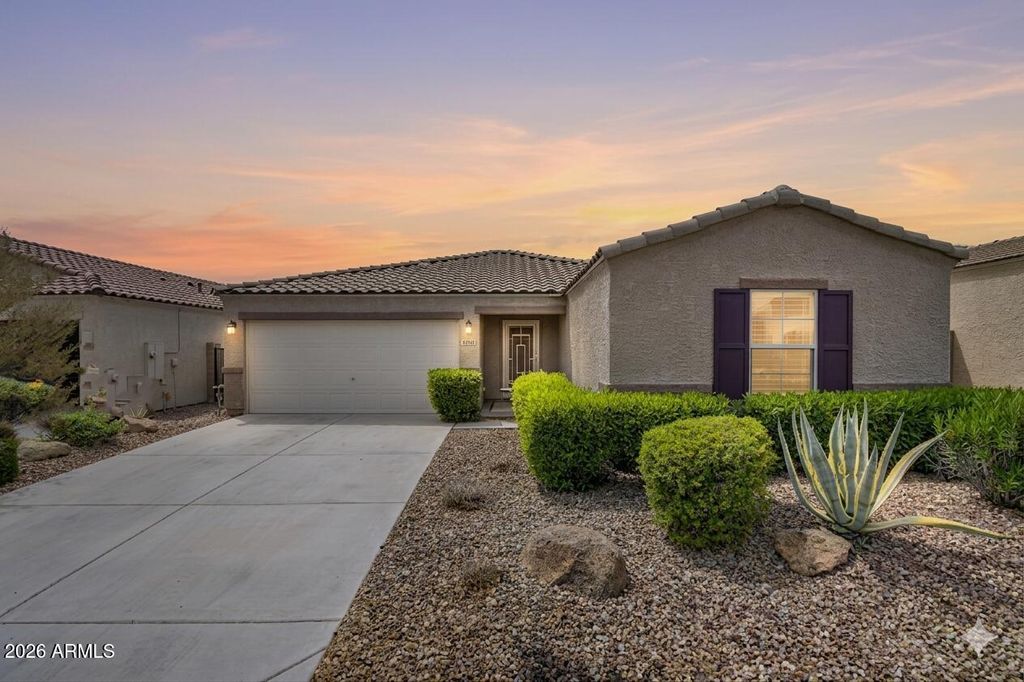 Photo of 18437 E El Buho Pequeno, Gold Canyon, AZ 85118 (MLS # 6934465)