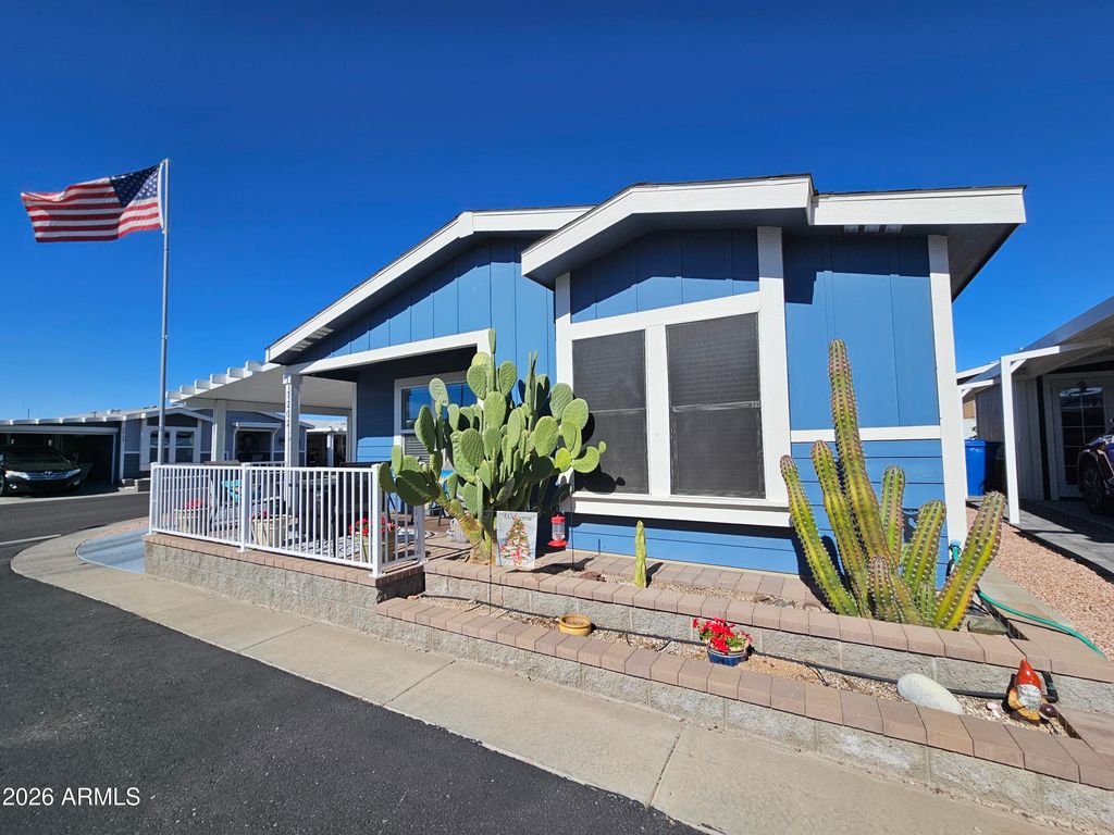 Photo of 650 N Hawes Road #3202, Mesa, AZ 85207 (MLS # 6977555)