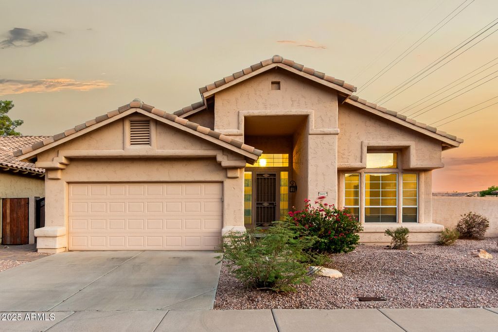 Photo of 2403 E Mountain Vista Drive, Phoenix, AZ 85048 (MLS # 6952101)