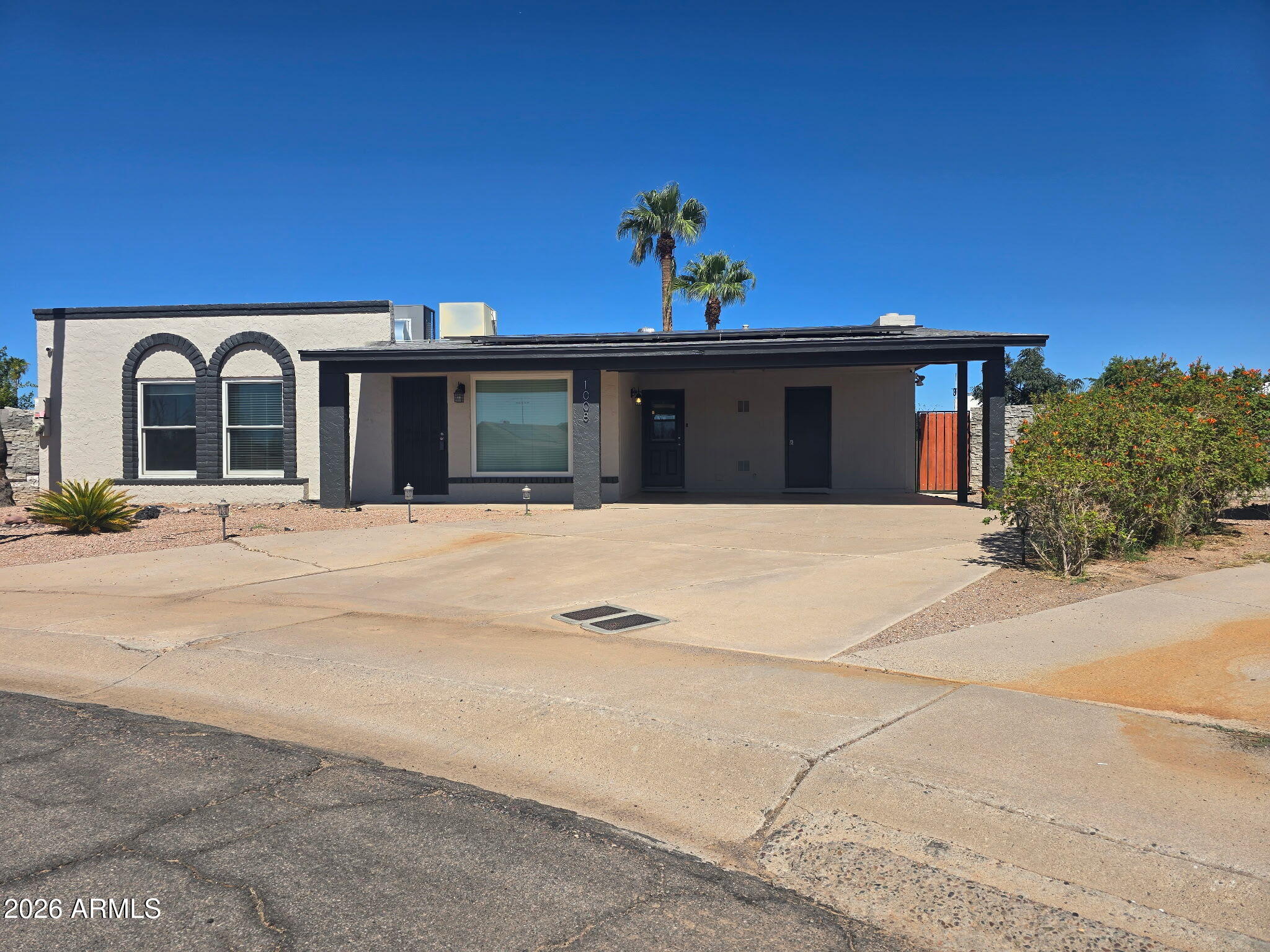1008 N WESTFALL Circle