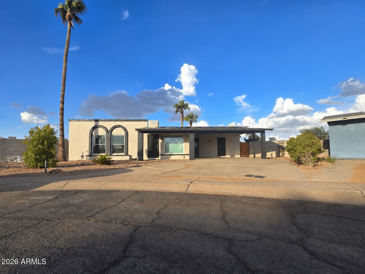 1008 N WESTFALL Circle