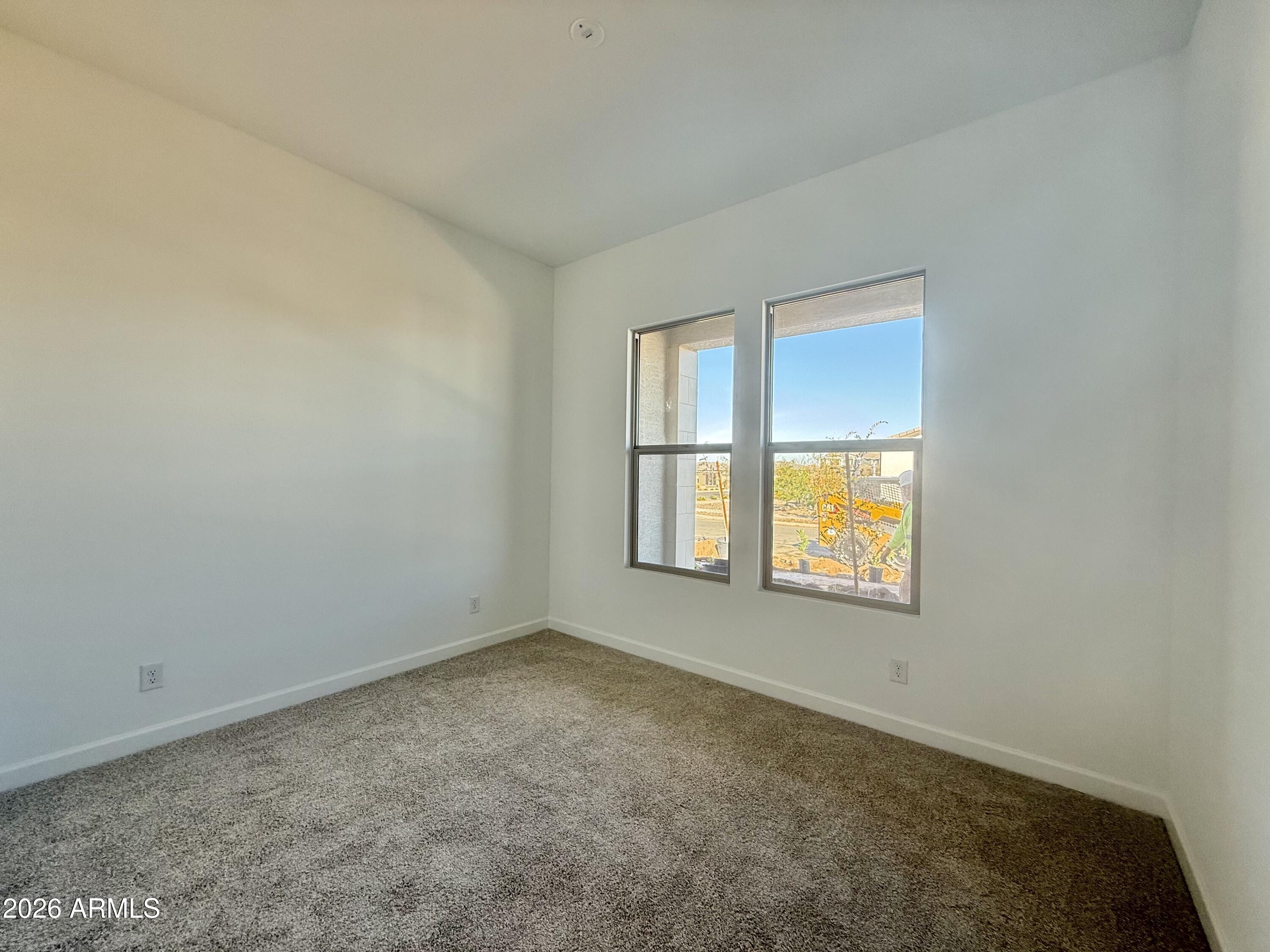 22913 E TWIN ACRES Drive