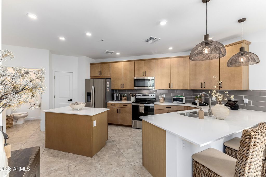 Photo of 2511 W Queen Creek Road #216, Chandler, AZ 85248 (MLS # 6984208)