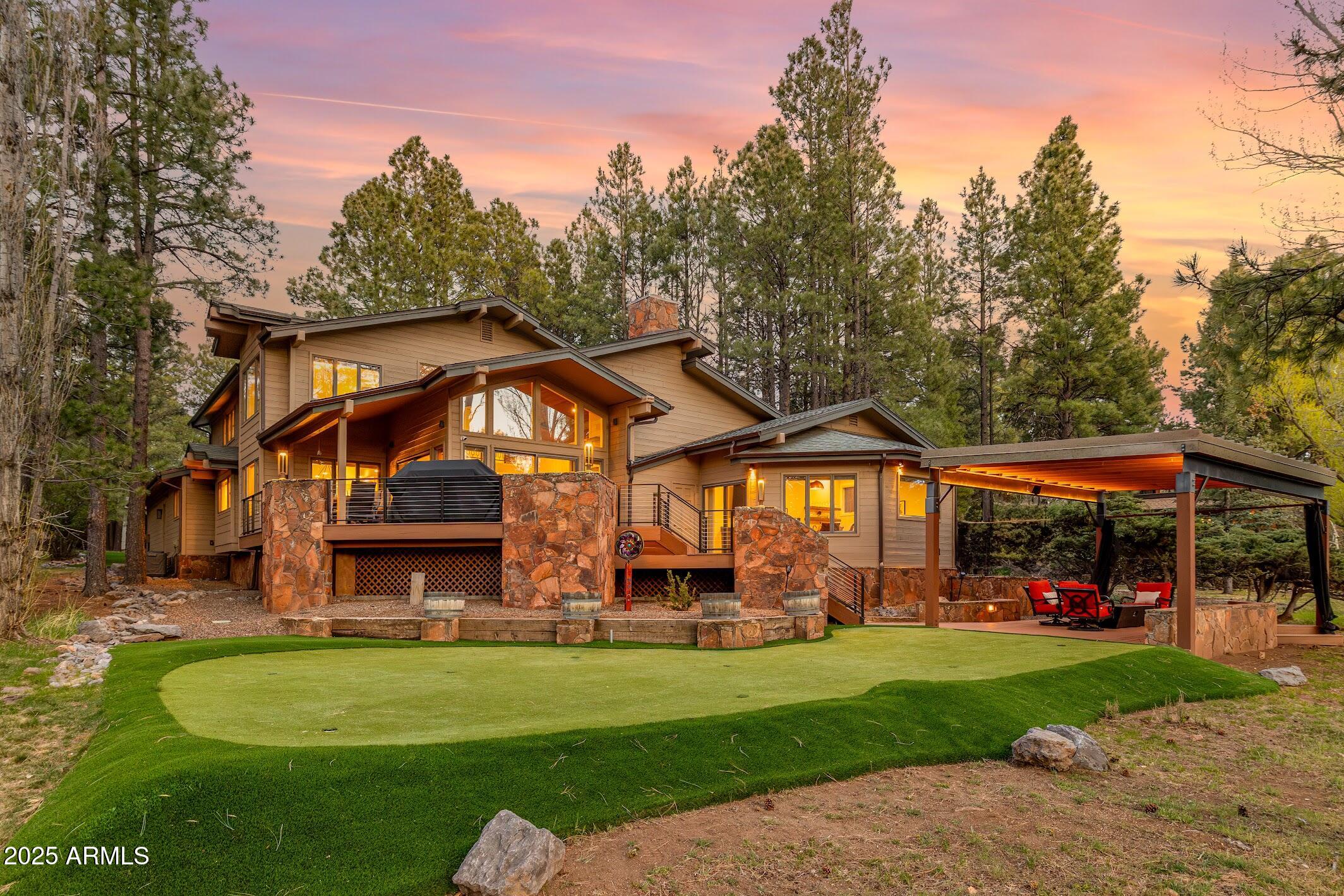 1451 N MARIPOSA Road