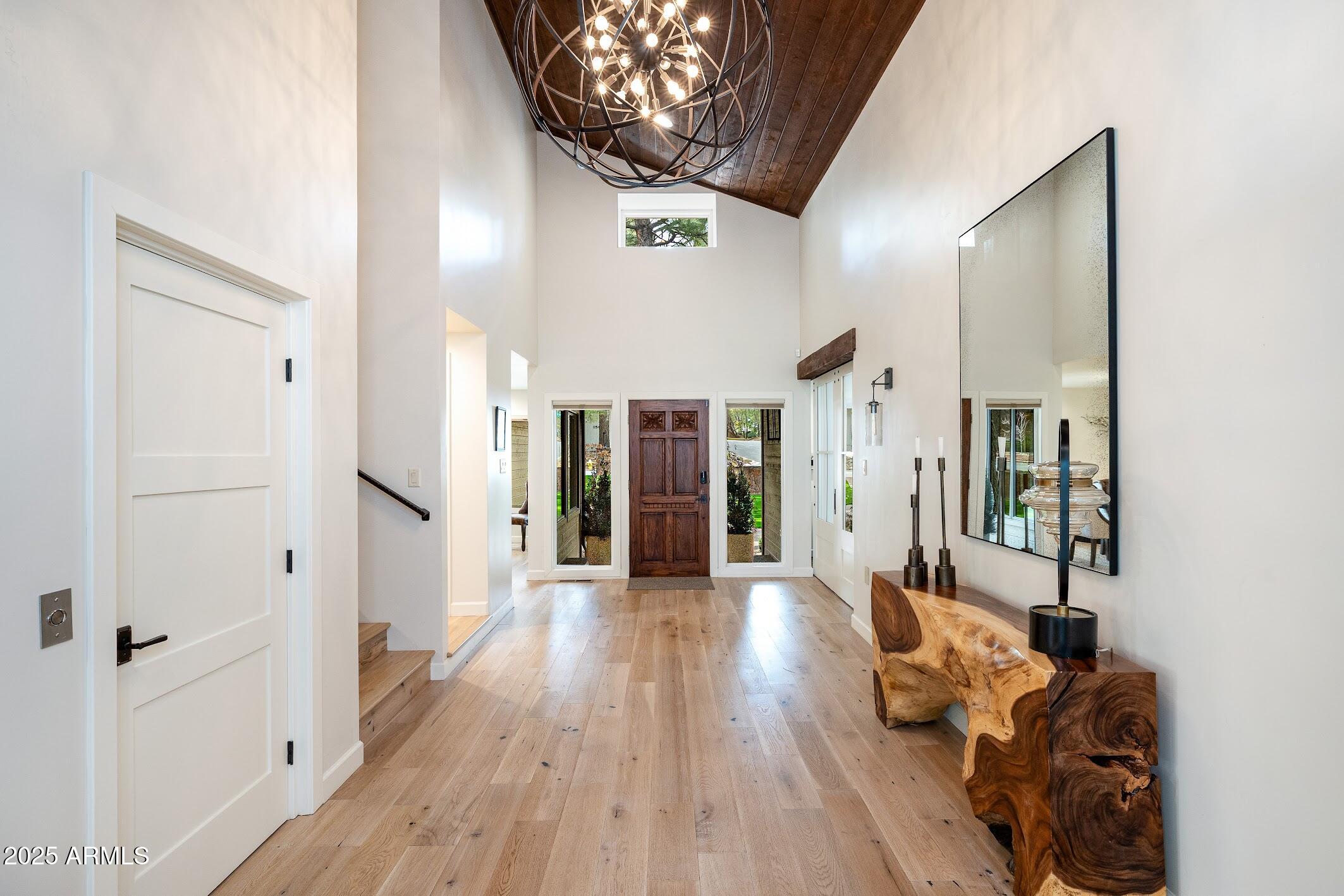 1451 N MARIPOSA Road