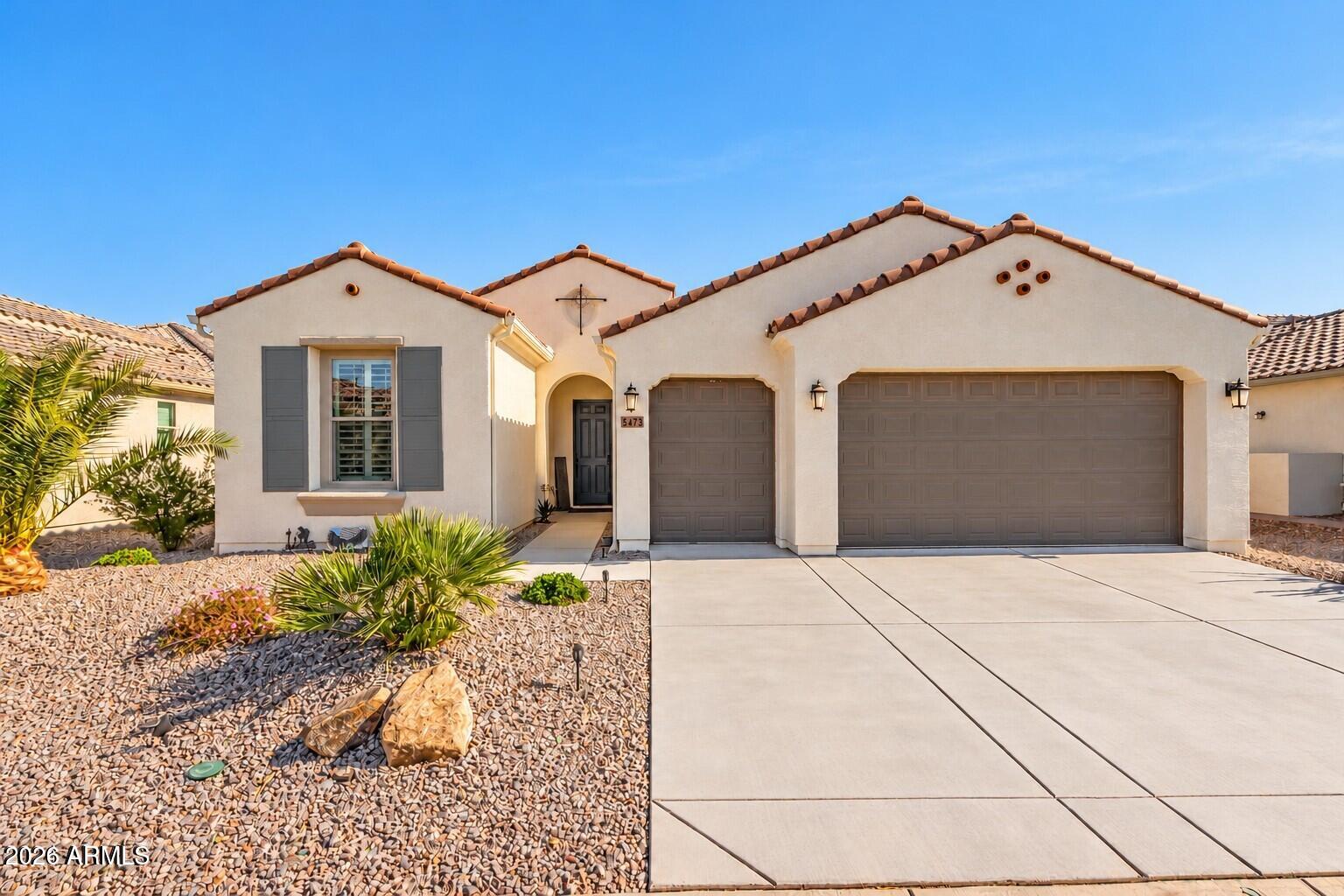 5473 N DAKOTA Drive
