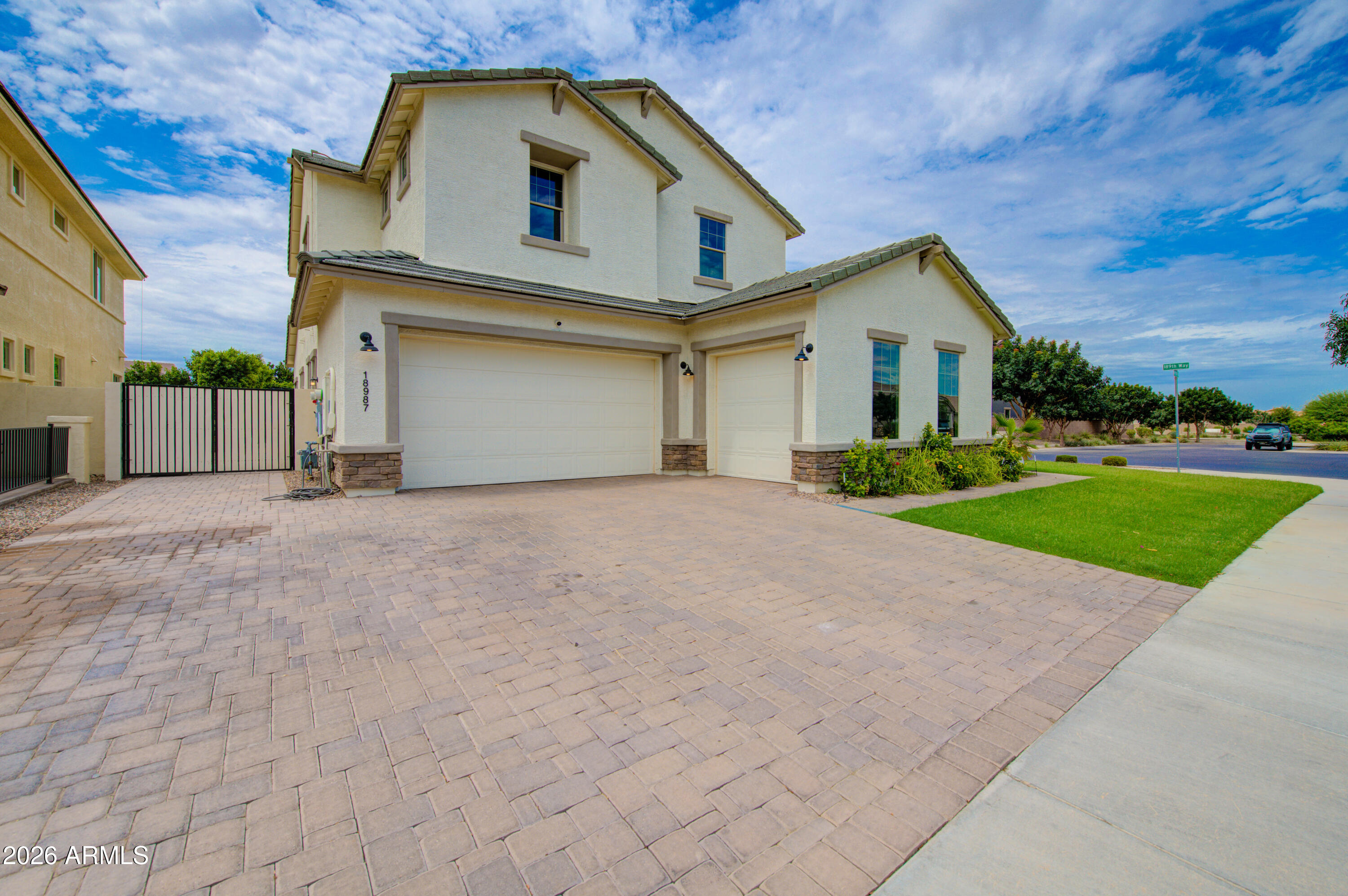 18987 E APRICOT Lane