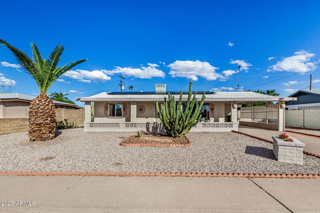 Photo of 507 N 55th Place, Mesa, AZ 85205 (MLS # 6927794)