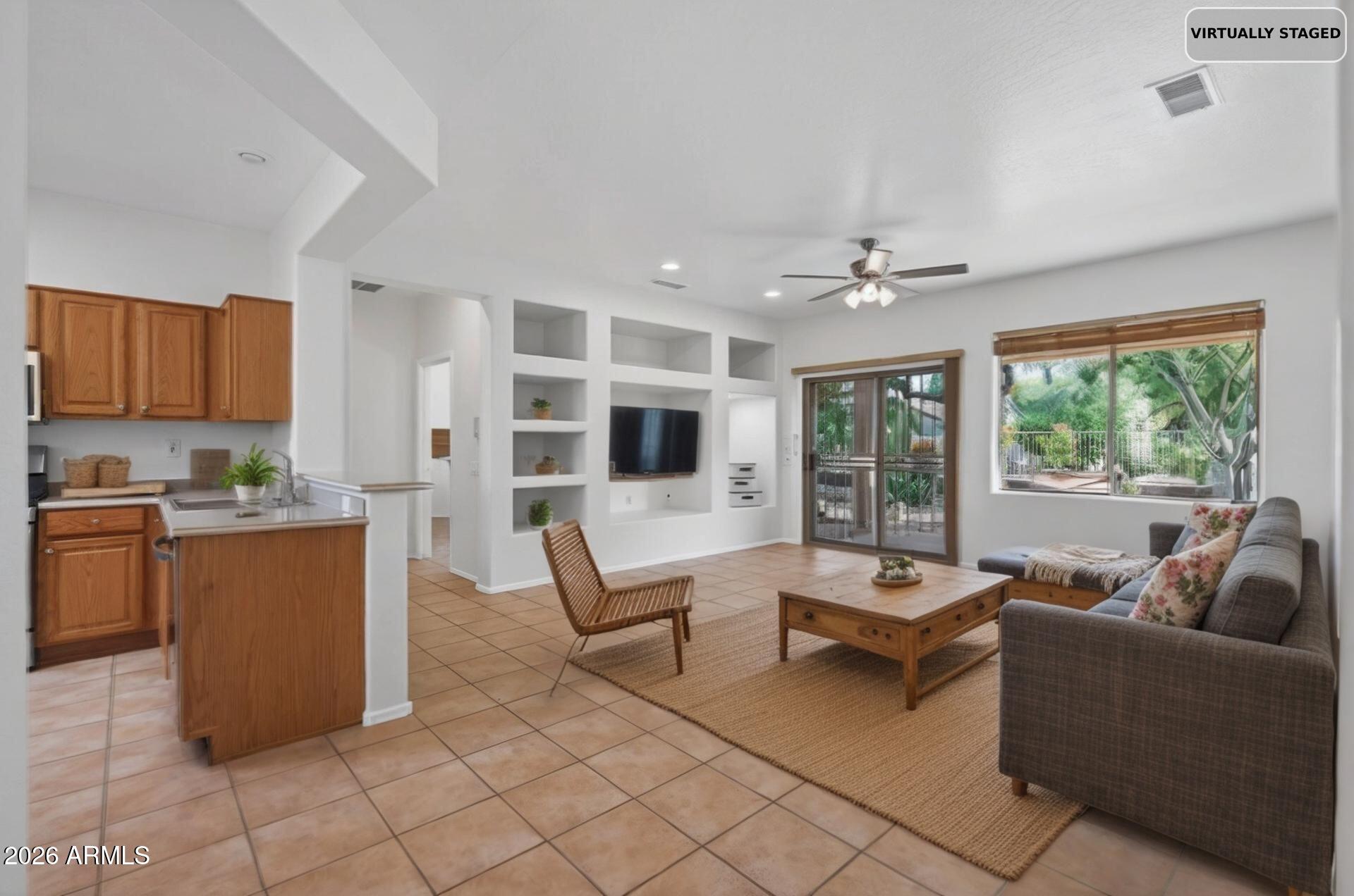 18651 N SUMMERBREEZE Way