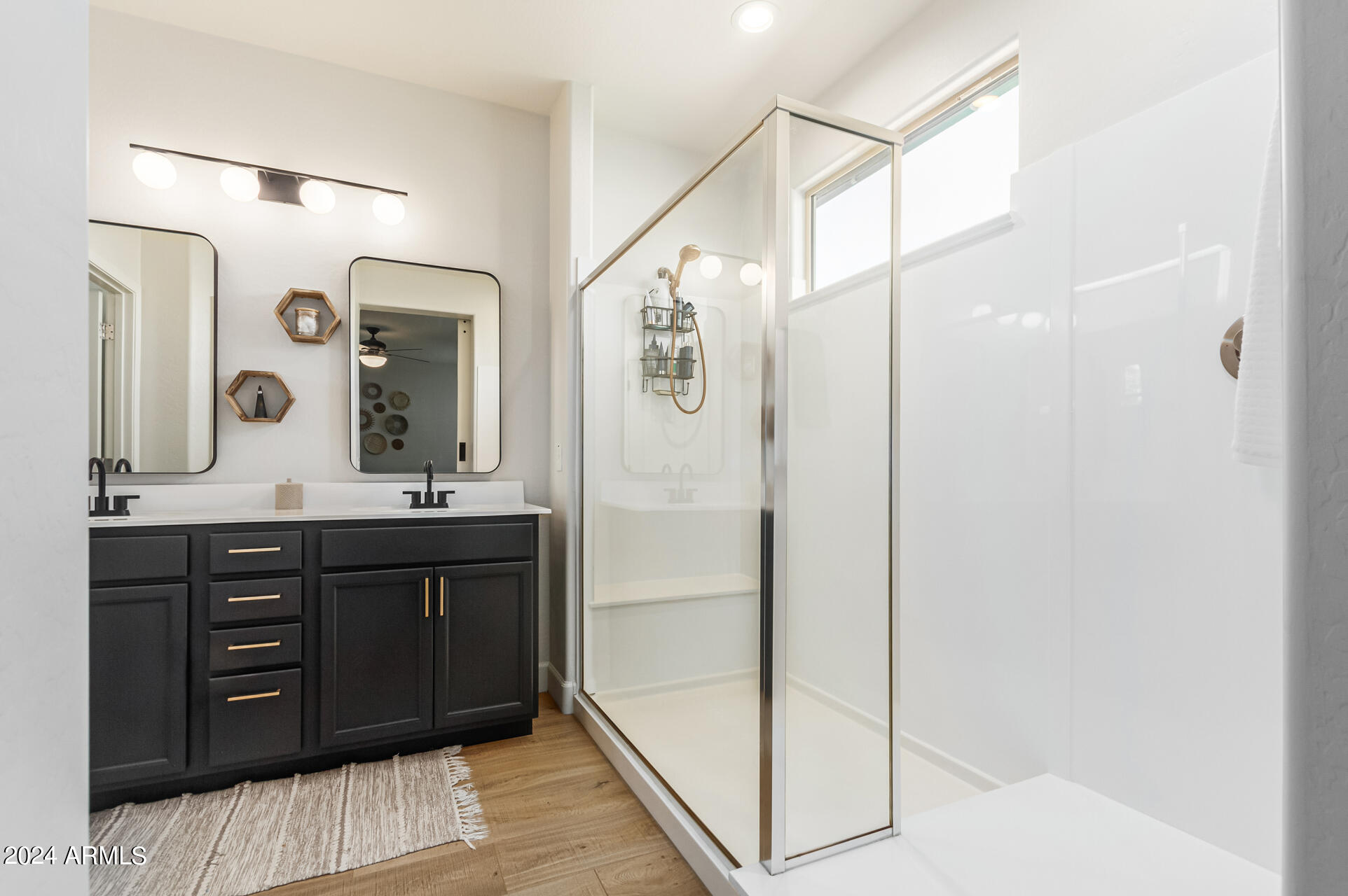 18538 W JONES Avenue