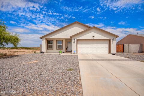 A home in Arizona City