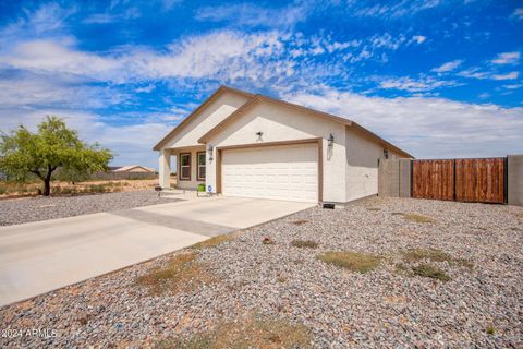 A home in Arizona City