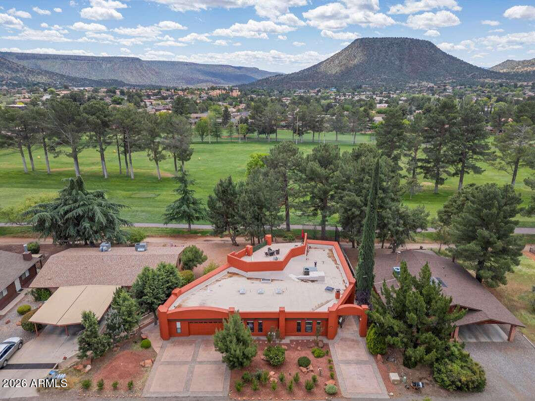 395 FAIRWAY OAKS Drive