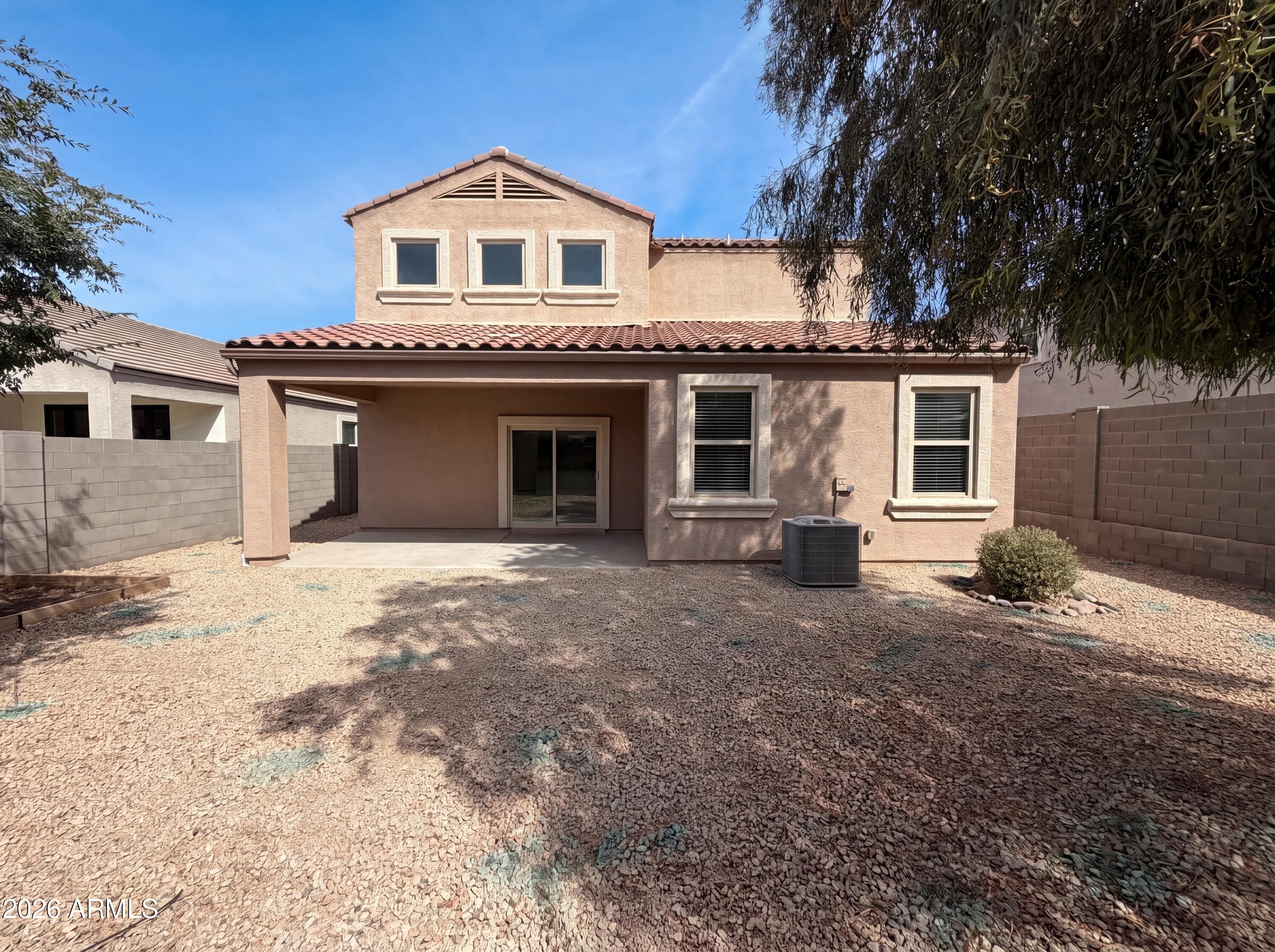 41977 W LUNAR Street