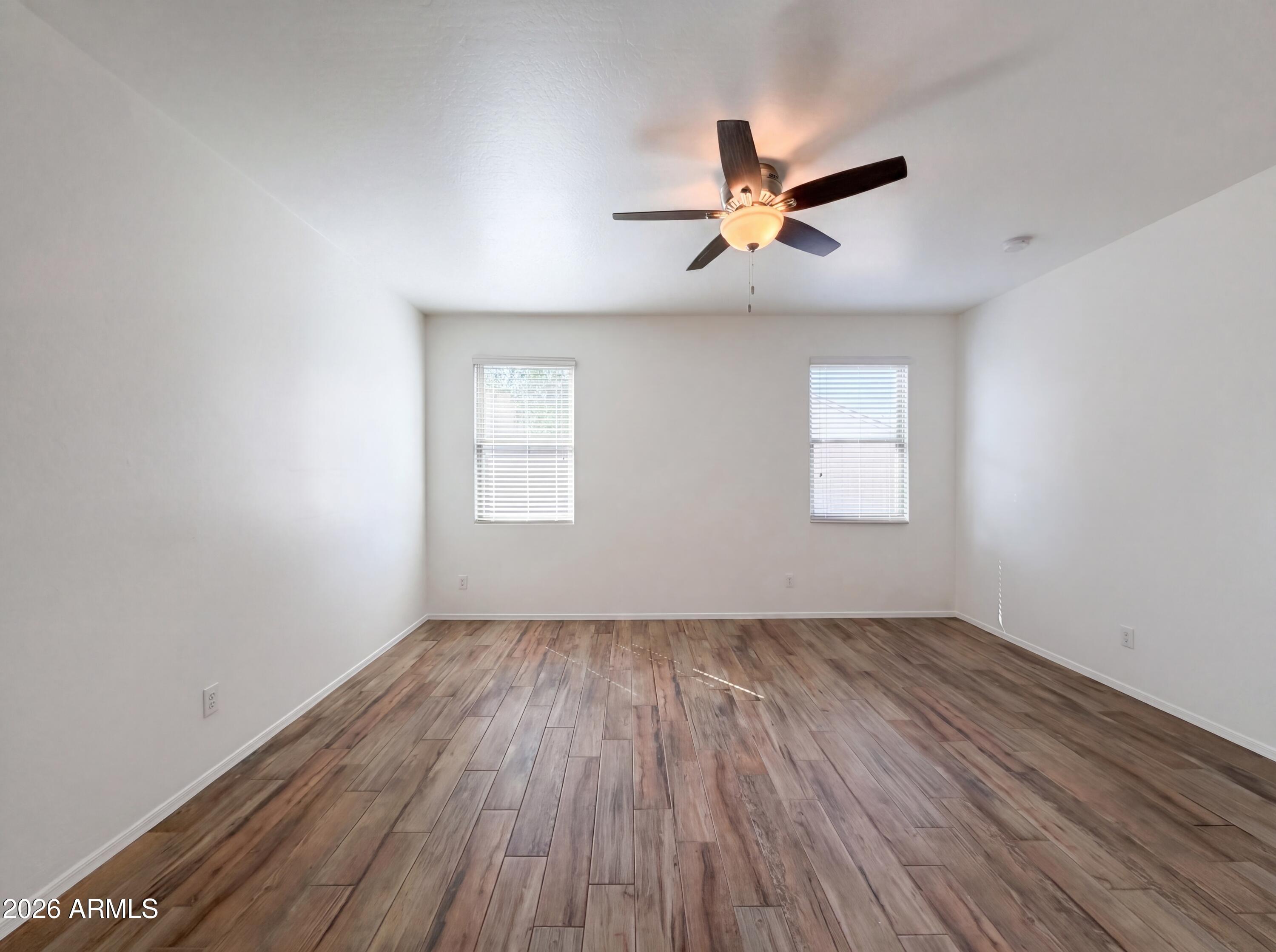 41977 W LUNAR Street