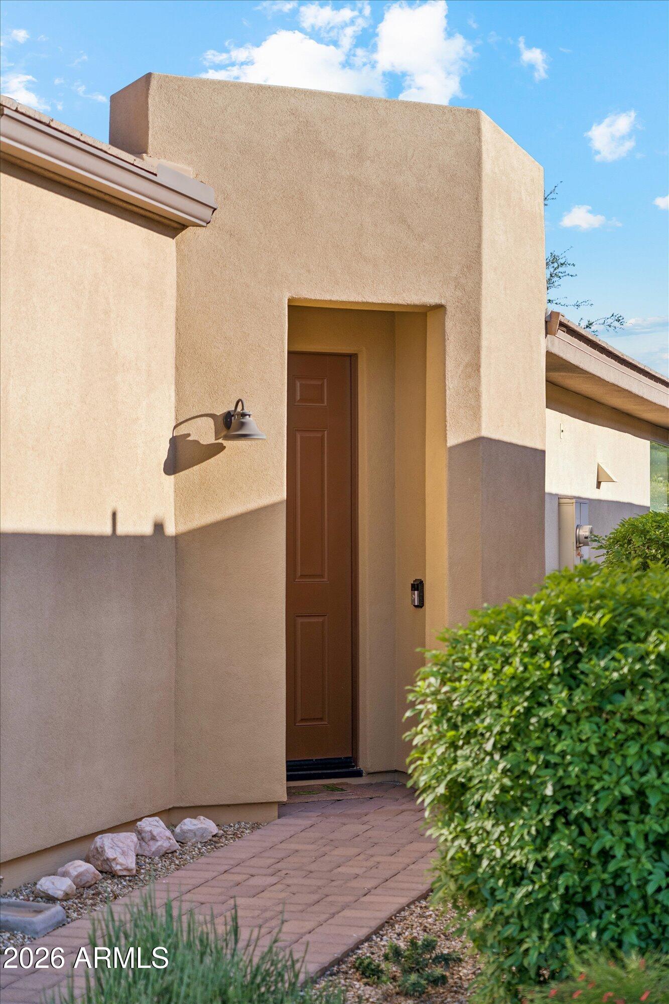 679 E MYRTLE Pass