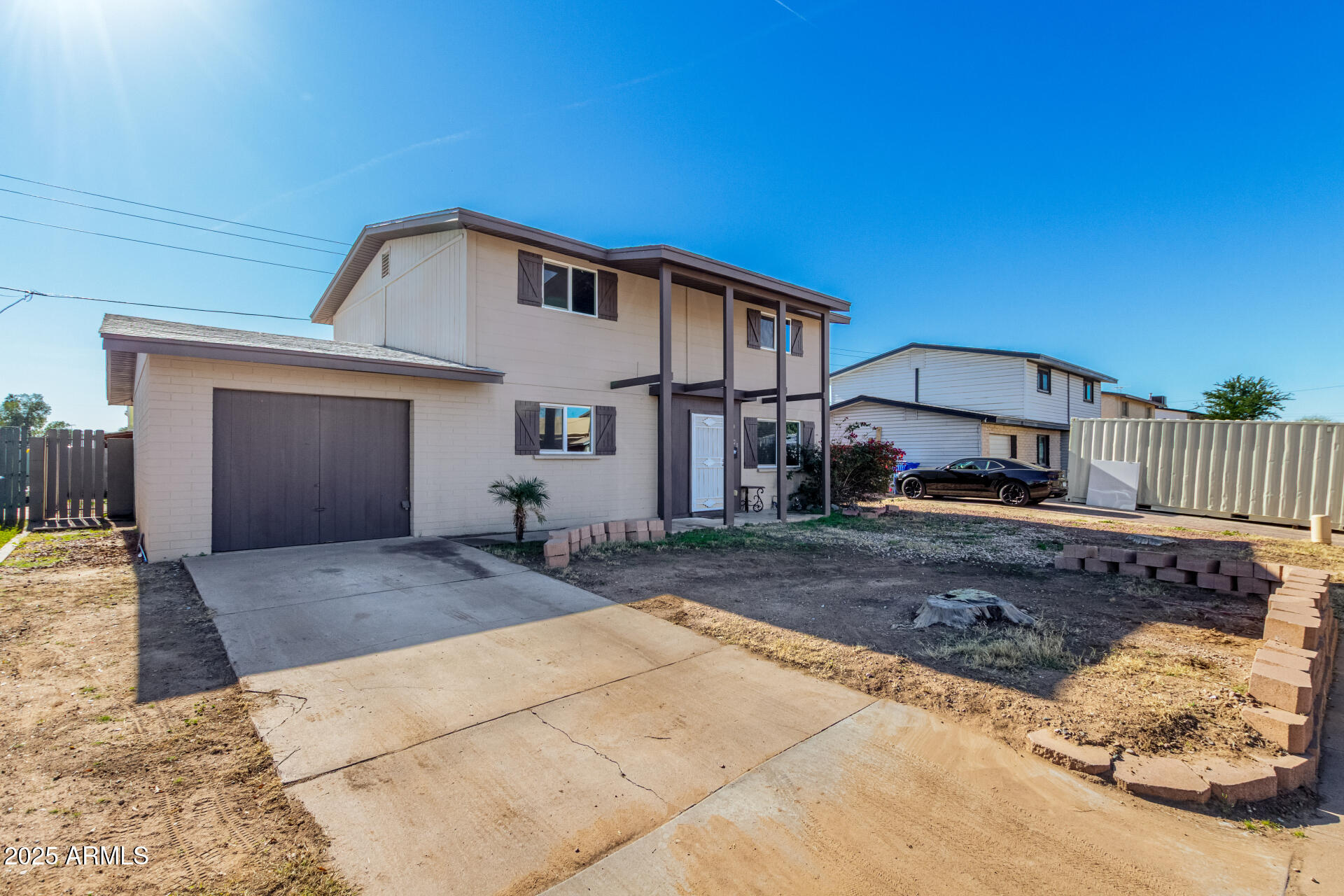 Home Search 8201 W WHITTON Avenue