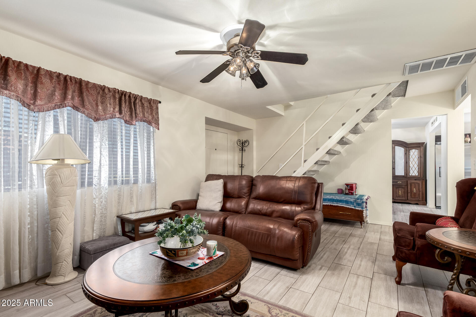 Home Search 8201 W WHITTON Avenue