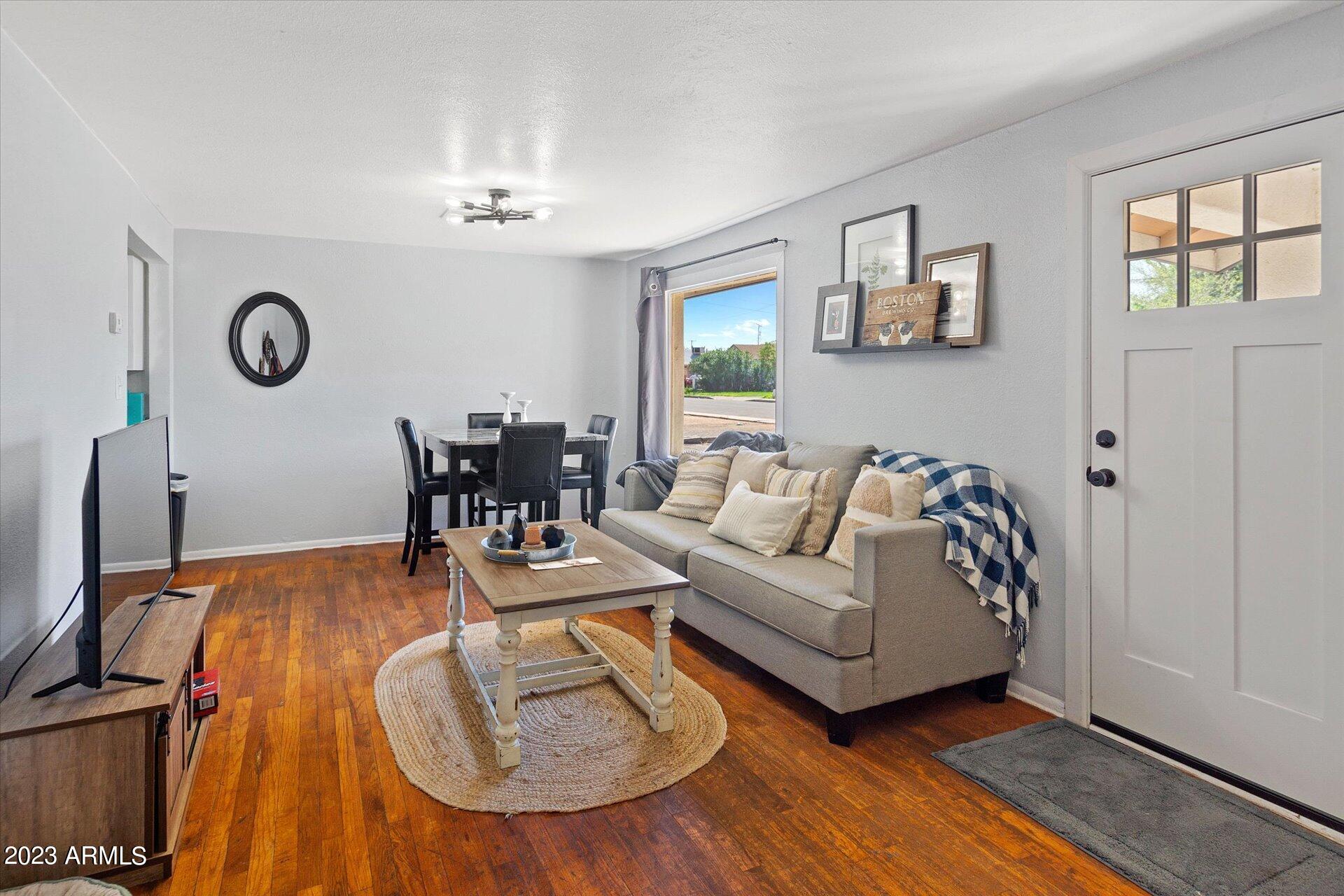 1808 E YALE Street 1