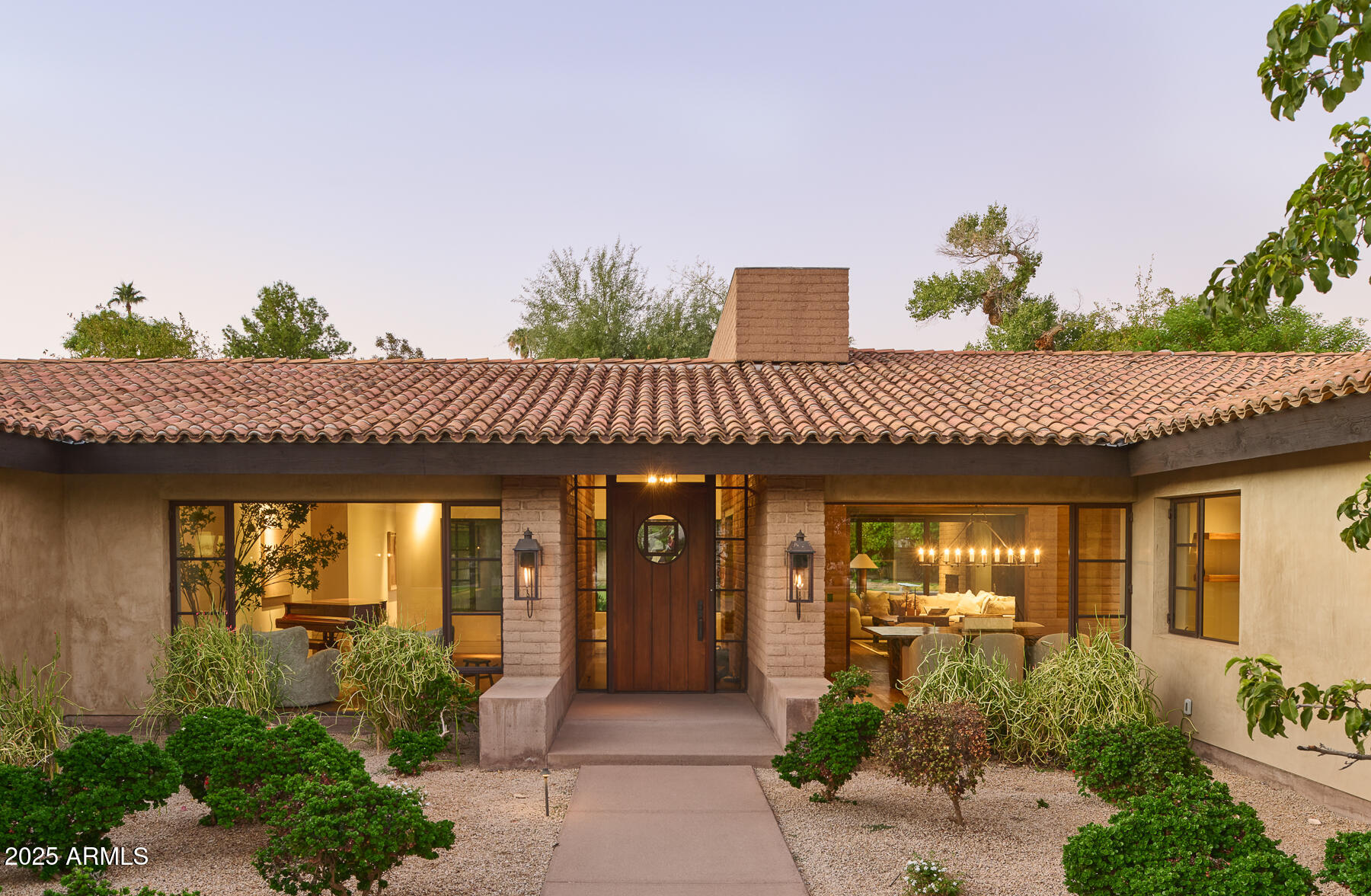 514 W ROSE Lane