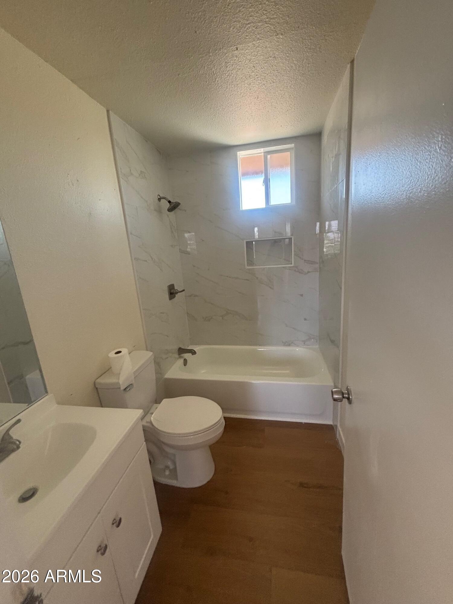 7160 N 53rd Avenue Apt 4