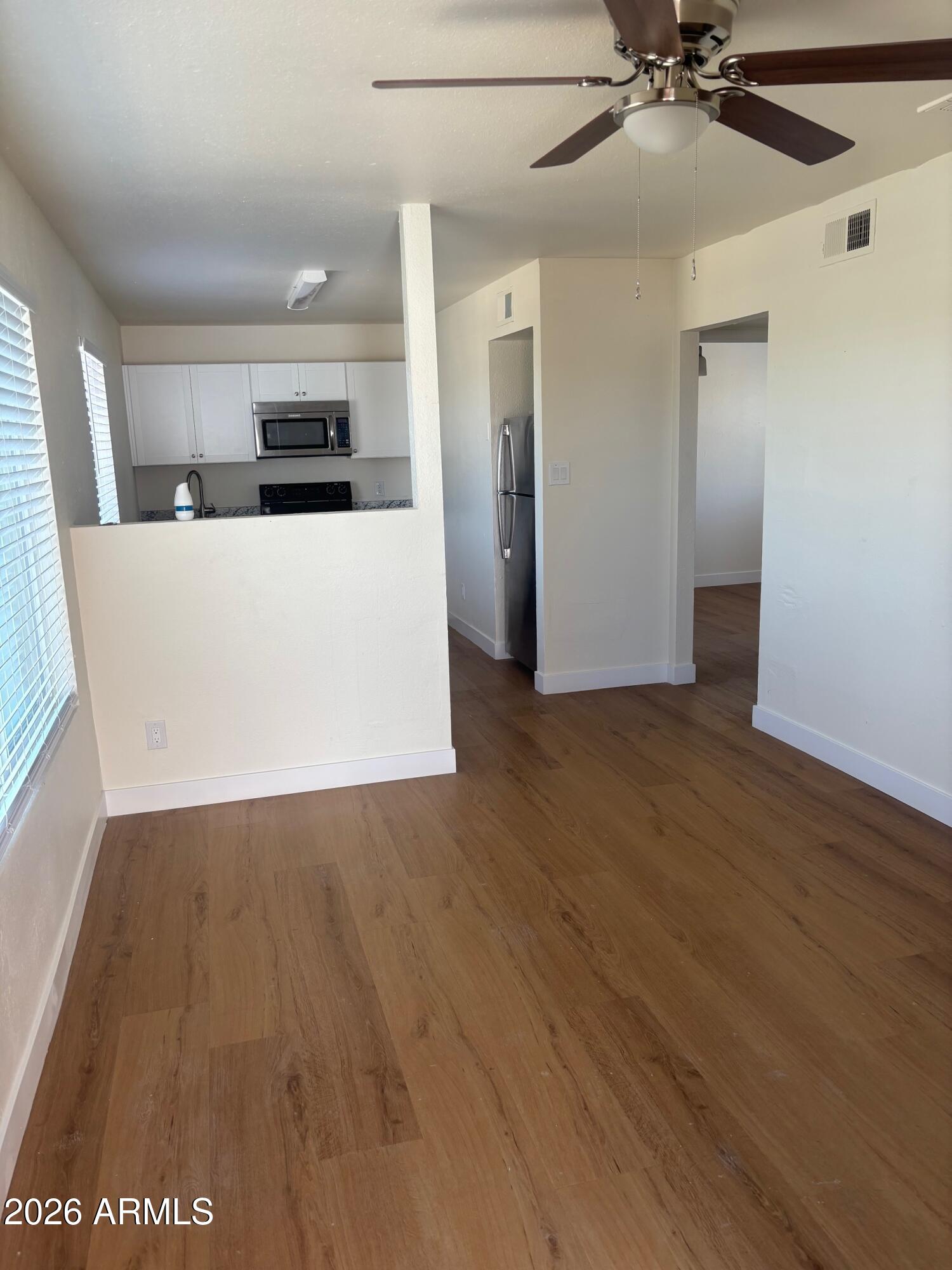7160 N 53rd Avenue Apt 4