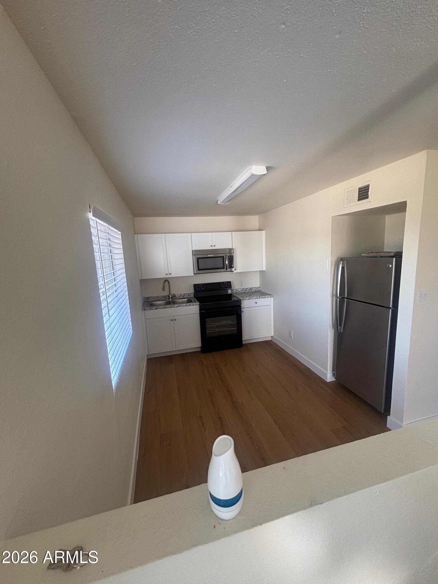 7160 N 53rd Avenue Apt 4
