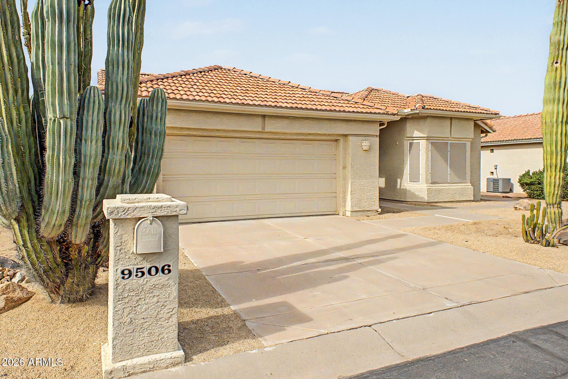 9506 E JADECREST Drive