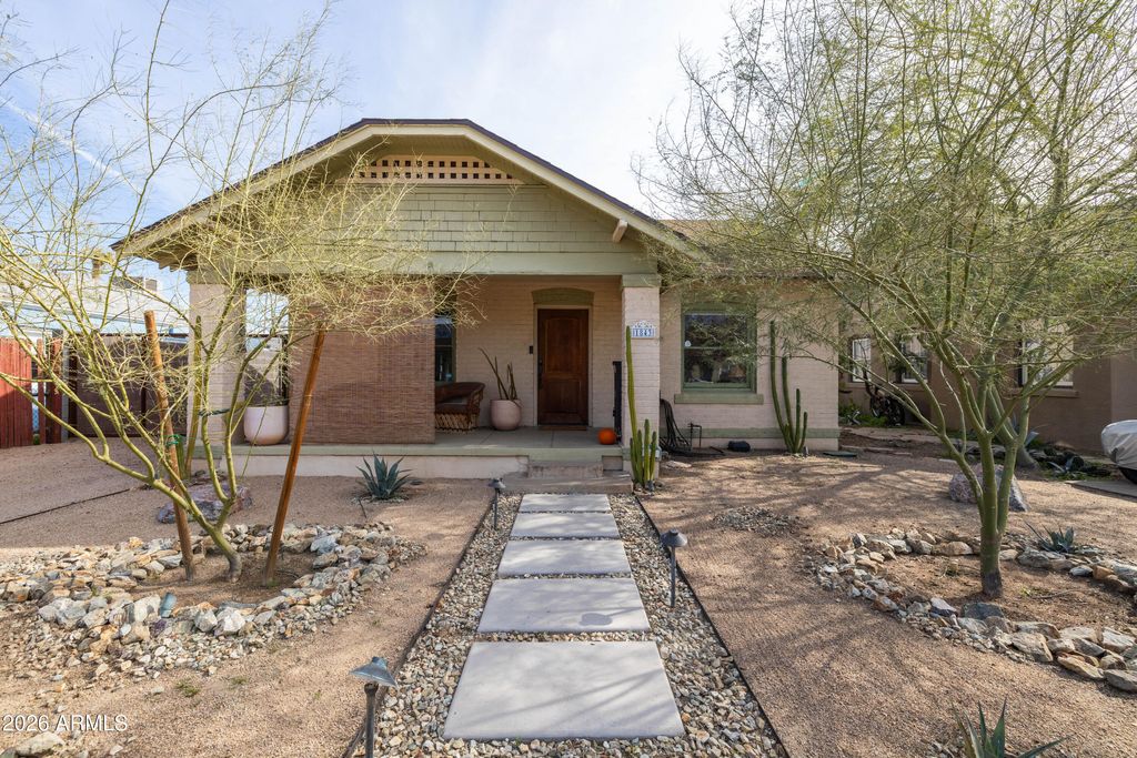 Photo of 1843 N 11th Street, Phoenix, AZ 85006 (MLS # 6977839)