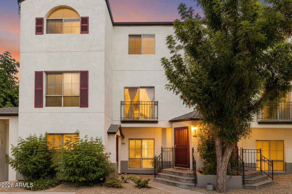 Photo of 100 E Fillmore Street #216, Phoenix, AZ 85004 (MLS # 7024919)
