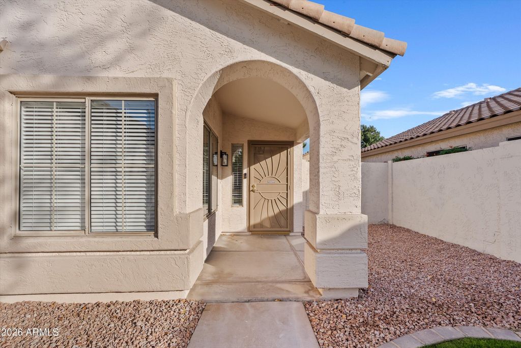 Photo of 870 W Page Avenue, Gilbert, AZ 85233 (MLS # 6976698)