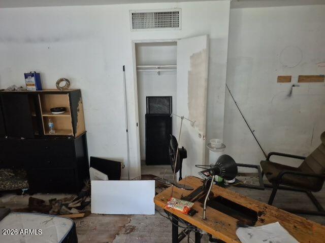 2969 N 19TH Avenue 44