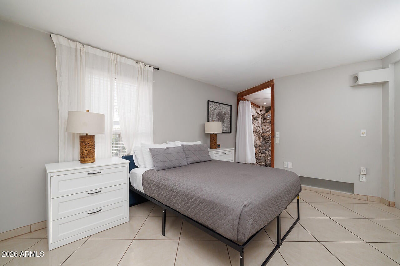 7625 E CAMELBACK Road B101