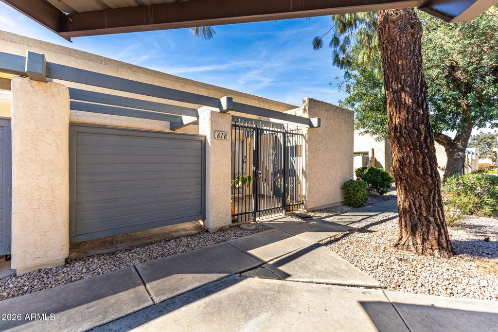 Photo of 618 S Allred Drive, Tempe, AZ 85288 (MLS # 6994469)