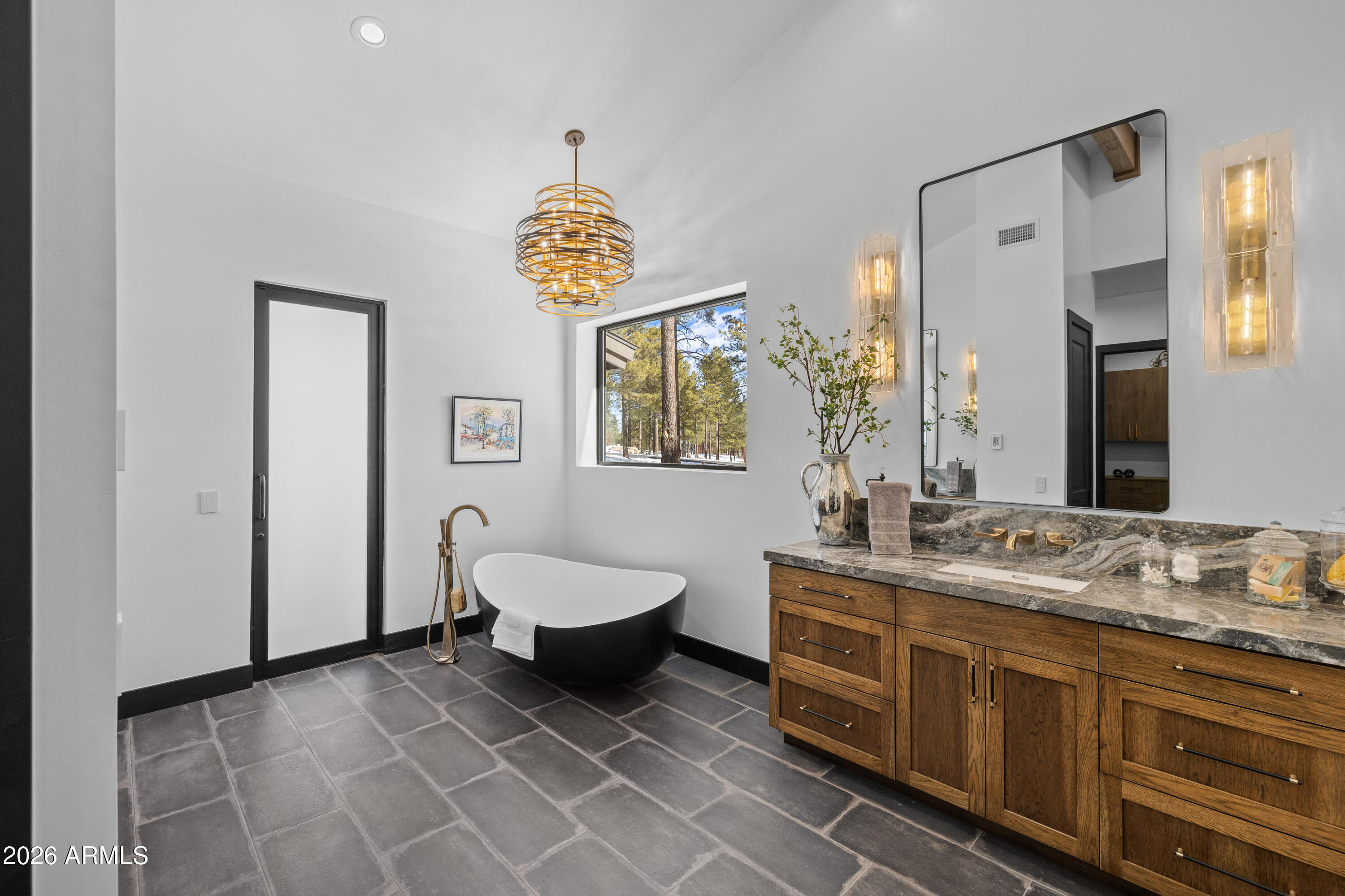 ESTATES AT PINE CANYON - Residential