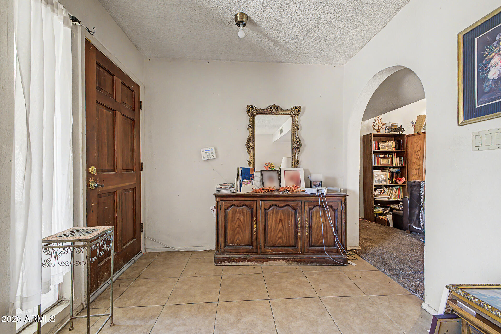 6029 W Desert Hills Drive