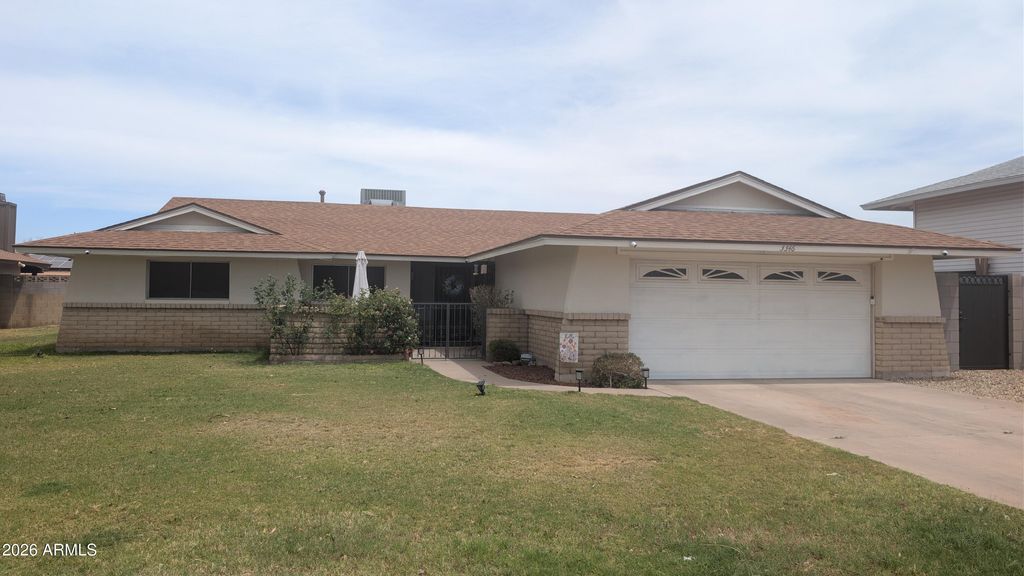 Photo of 3346 W Hearn Road, Phoenix, AZ 85053 (MLS # 7031536)