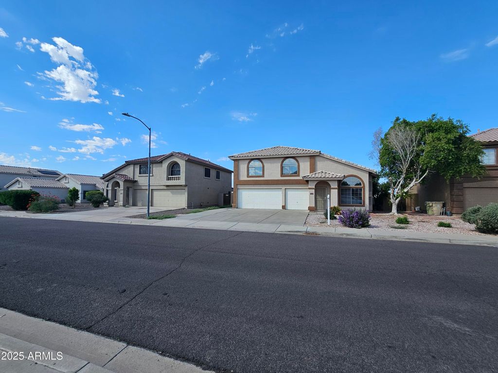Photo of 6416 N 78th Lane, Glendale, AZ 85303 (MLS # 6932348)